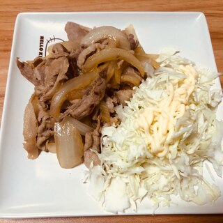 定食風豚こま肉の生姜焼き